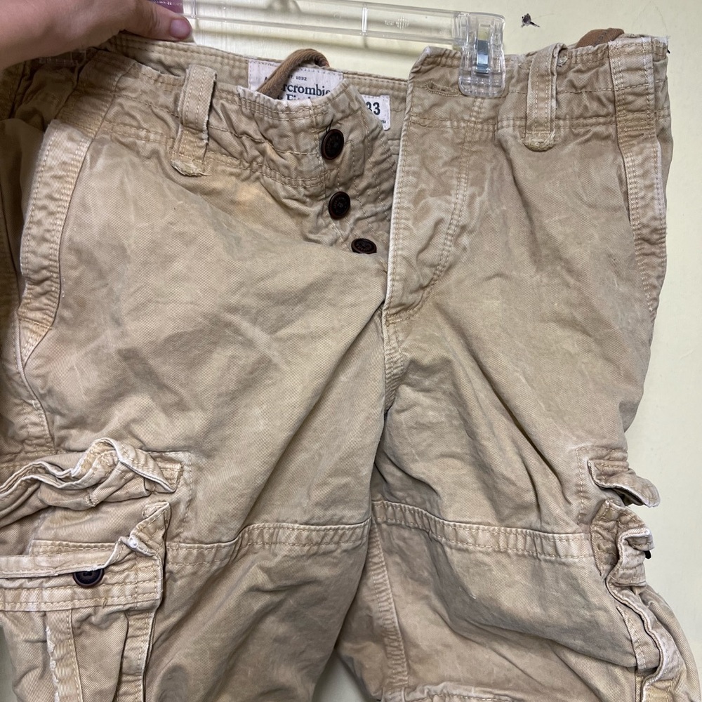 Abercrombie cargo shorts. Size 33
